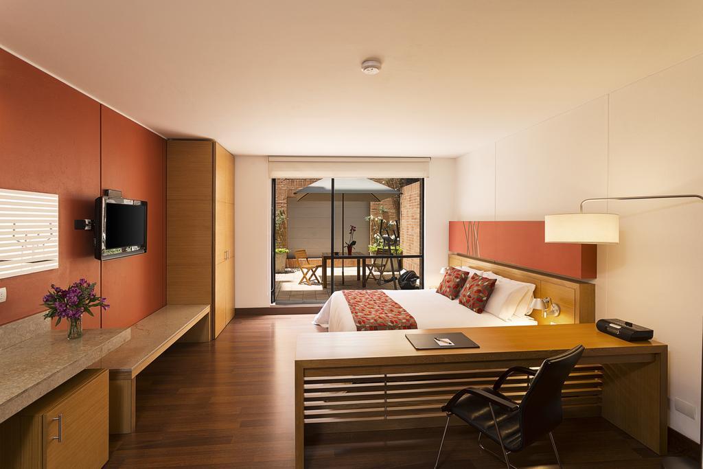 Hotel Bh La Quinta Богота Екстериор снимка